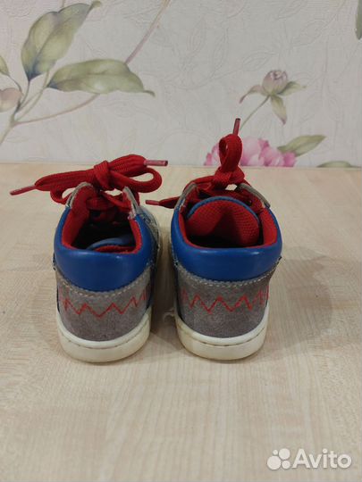 Кеды кожаные детские 20р