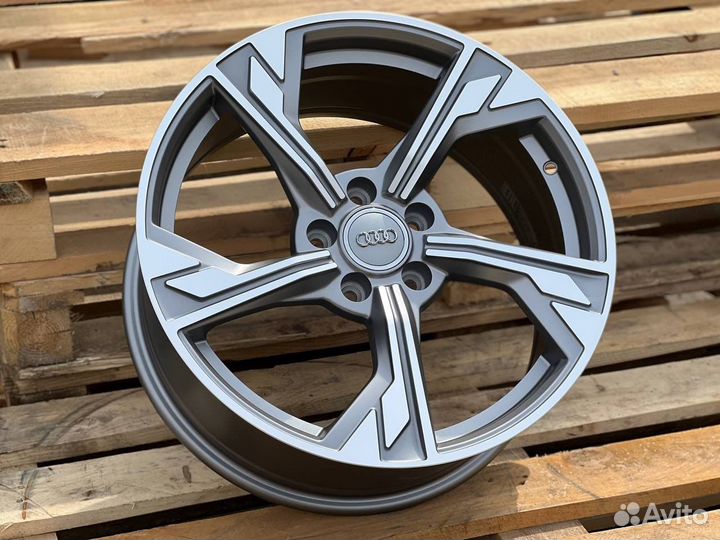 Литые диски r17 для Audi A3/A4/A5