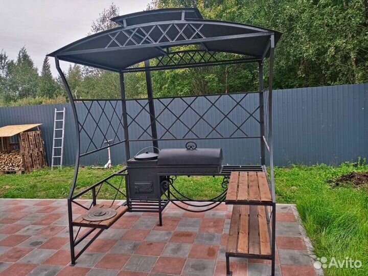 Мангал с печью под казан и крышей