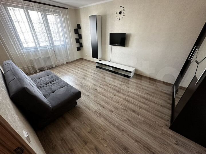 1-к. квартира, 38 м², 15/17 эт.