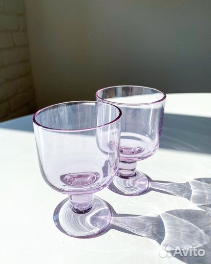 Винтажные сиреневые рюмки