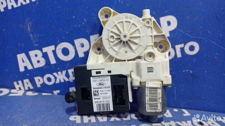 Моторчик стеклоподъемника Ford Focus 2 седан 2006