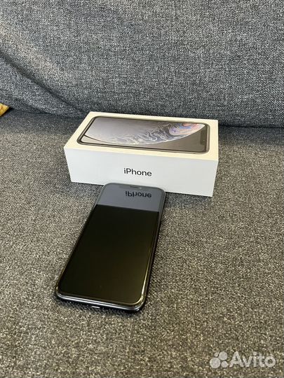 iPhone Xr, 128 ГБ