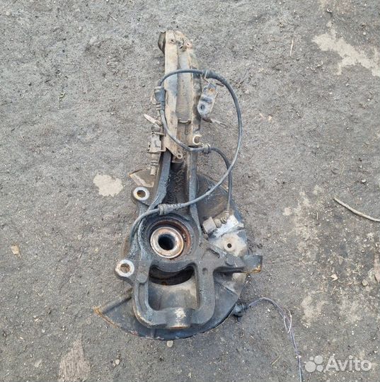 Поворотная цапфа Volkswagen Touareg I