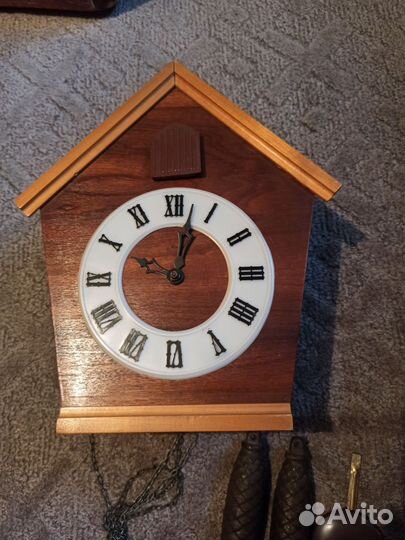 Часы настенные с кукушкой