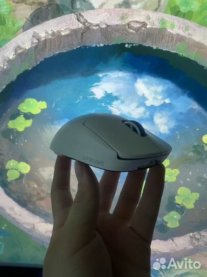 Игровая мышь Logitech G Pro Superlight