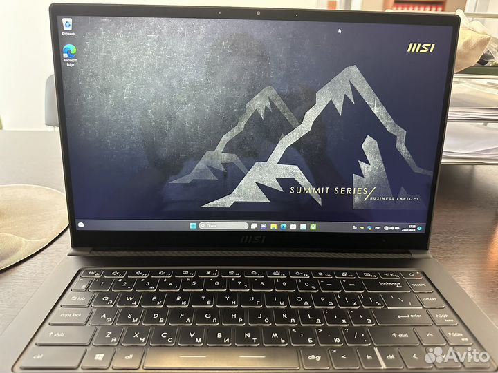 Ноутбук MSI Summit E15