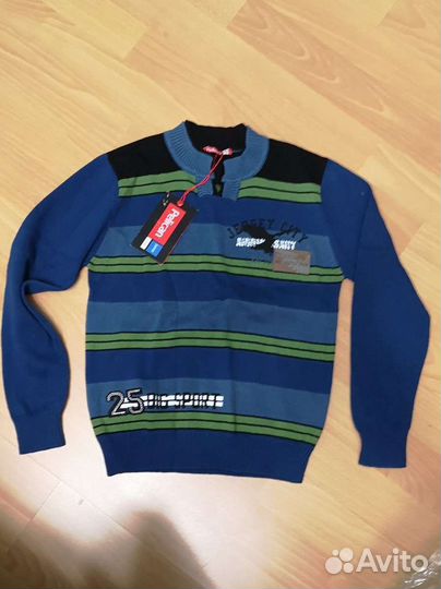 Свитер для мальчиков Pelican на 7 лет на весну