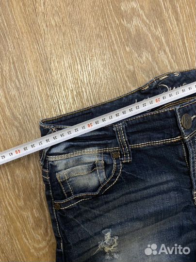 Джинсовые шорты