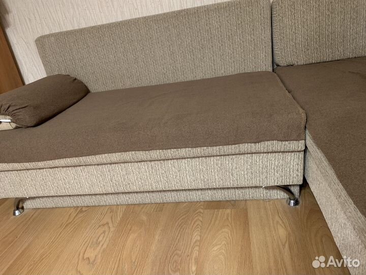 Большой угловой диван бу