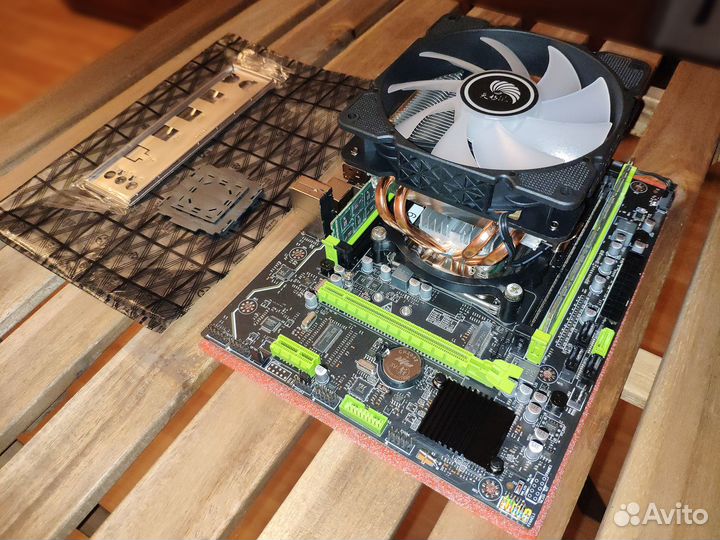 16 потоков 2.6-3.6 GHz+ New LGA2011 + 32GB + Кулер