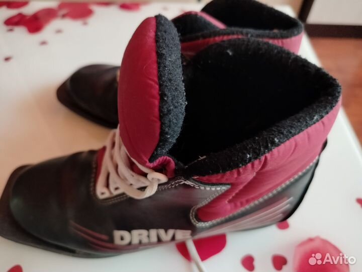 Лыжные ботинки