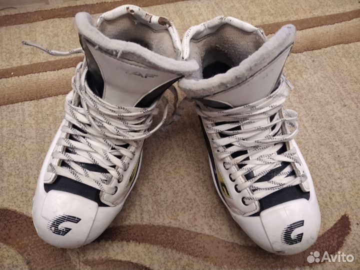 Коньки хоккейные вратарские