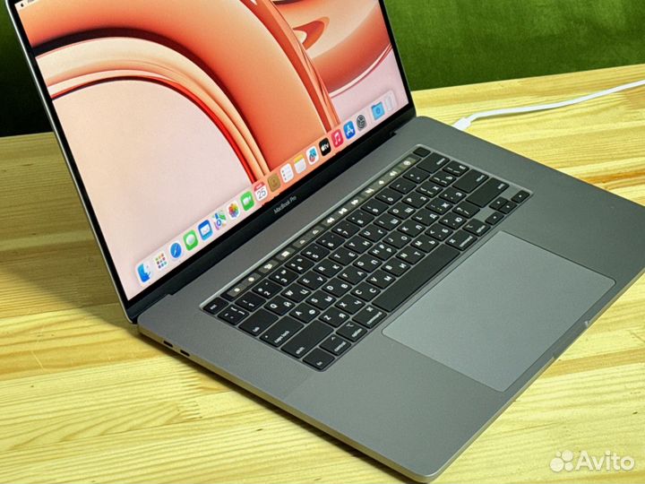 RU MacBook Pro 16 в топовой конфигурации