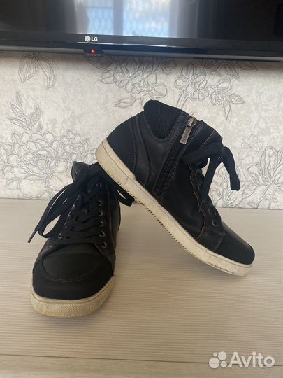 Утепленные ботинки 38 размер