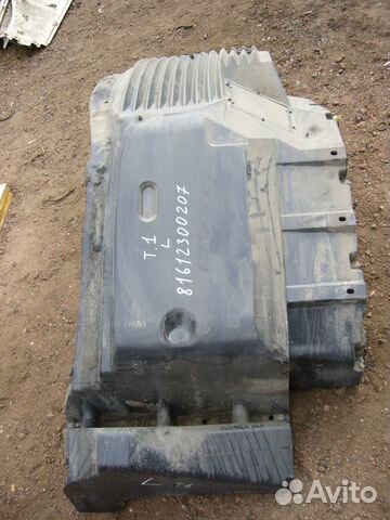 Крыло переднее левое передняя часть MAN TGA