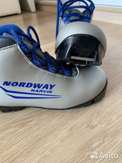 Ботинки для беговых лыж 35размер