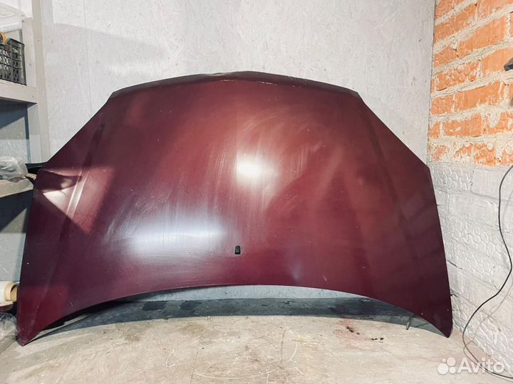 Капот на Geely MK Cross