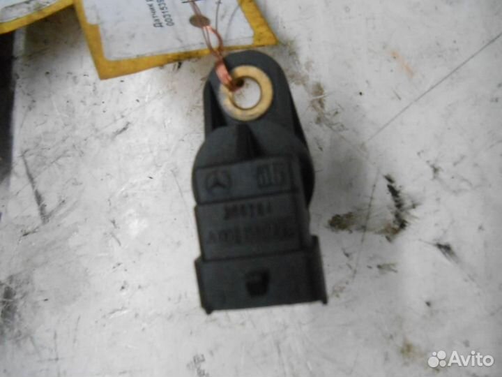 Датчик положения распредвала Mercedes-Benz C-Class