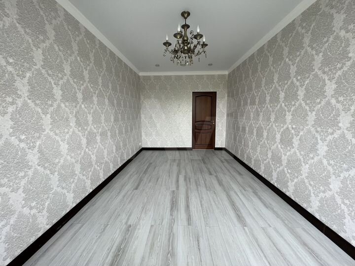 2-к. квартира, 72,3 м², 5/5 эт.