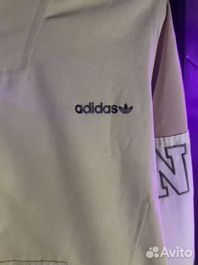 Ветровка Adidas