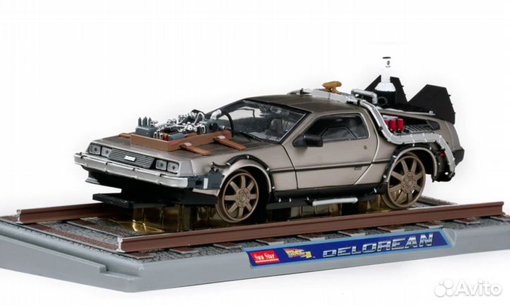 DeLorean DMC-12 «Back to the Future» Part III 1/18