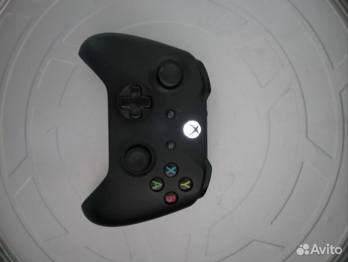 Геймпад xbox One