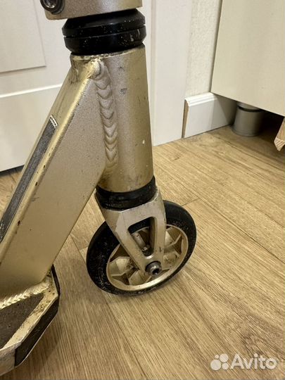 Трюковой самокат tech team Duker 303