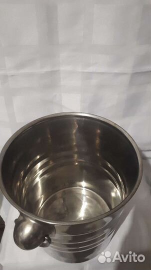 Ведро для льда и шампанского