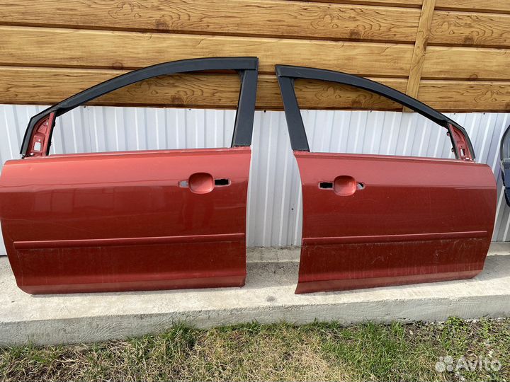 Водительская дверь ford focus 2