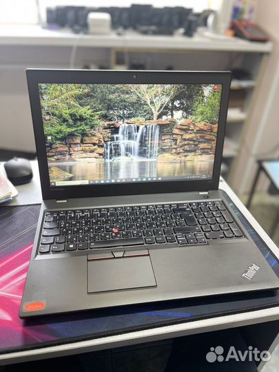 Lenovo thinkpad T550 i5/8/240/15.6