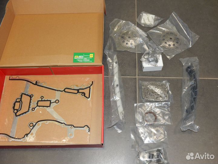 Комплект цепи грм Corsa D со звездами и прокладкой