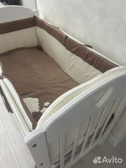 Бортики, балдахин на детскую кроватку