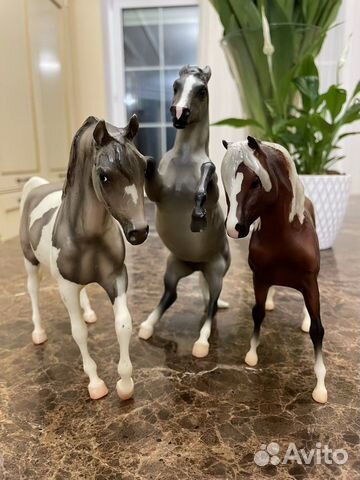 Лошадь Breyer брейер