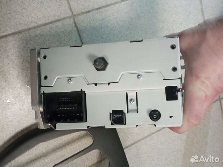 Магнитола равон р2