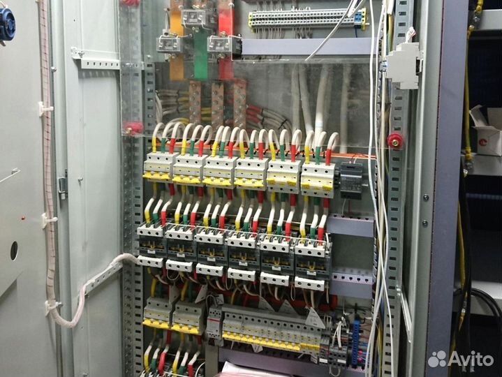 Элeктрик. Электpомoнтаж. Услуги электрика. Рaботaю