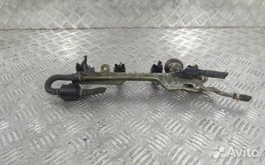 Топливная рампа бензиновая honda civic 7 (8DN02TJ0