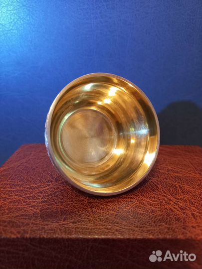 Серебряная солонка 875-й пробы с позолотой