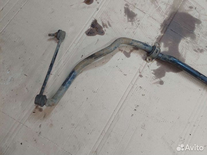 Стабилизатор передний Audi 80 B4
