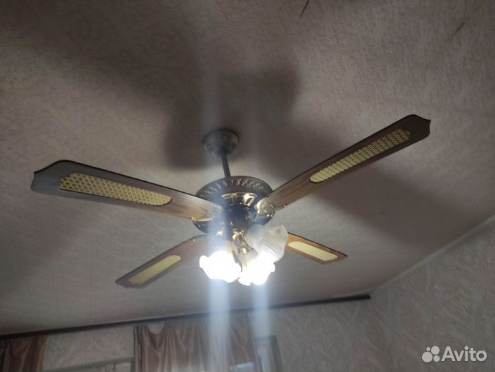 Люстра с вентилятором