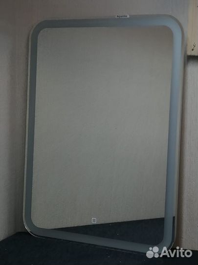 Зеркало с led подсветкой 600х800 и сенсорным выкл