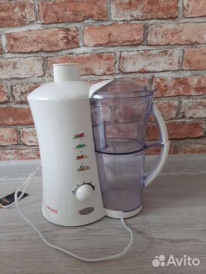 Соковыжималка новая