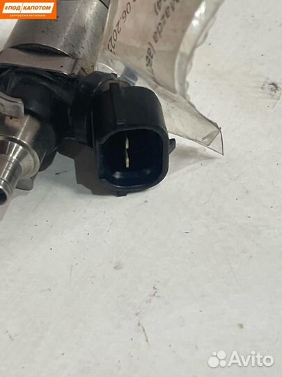 Форсунка топливная Mazda 6 GJ 2012 PY0113250