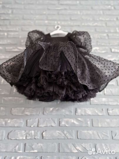 Платье с буфами