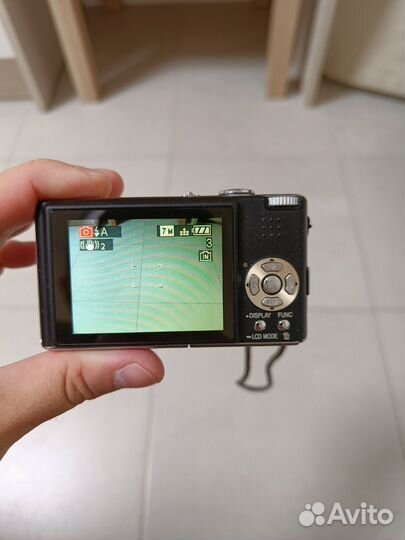 Компактный фотоаппарат Panasonic Lumix FX 30