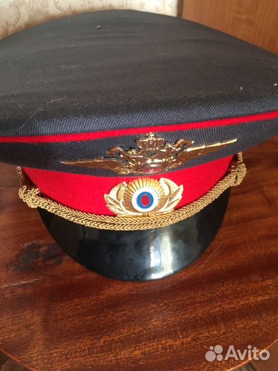 Фуражки разные
