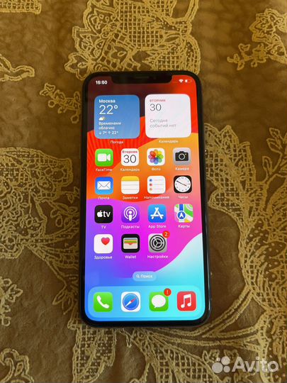 iPhone Xs, 64 ГБ