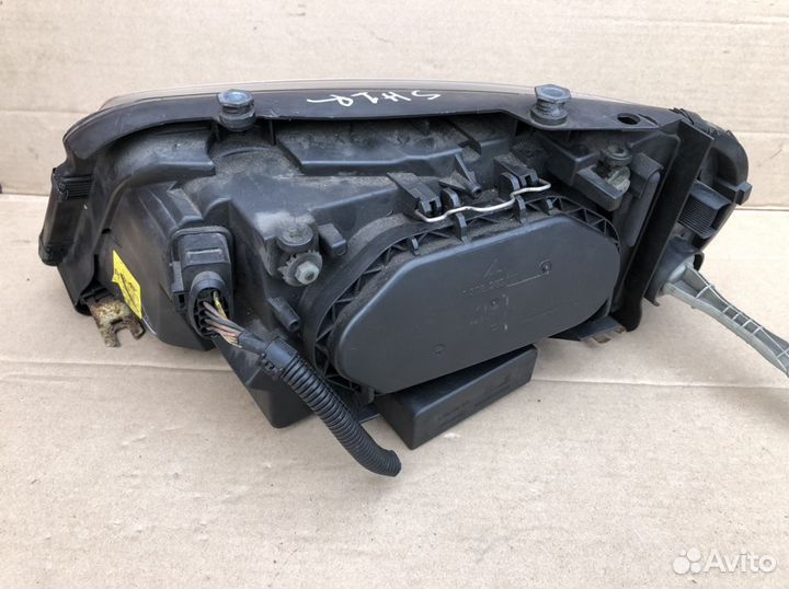 Фара правая Фольксваген Шаран