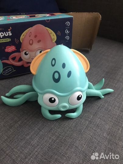 Игрушка осьминог музыкальный