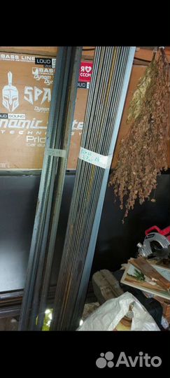 Уголок металлический